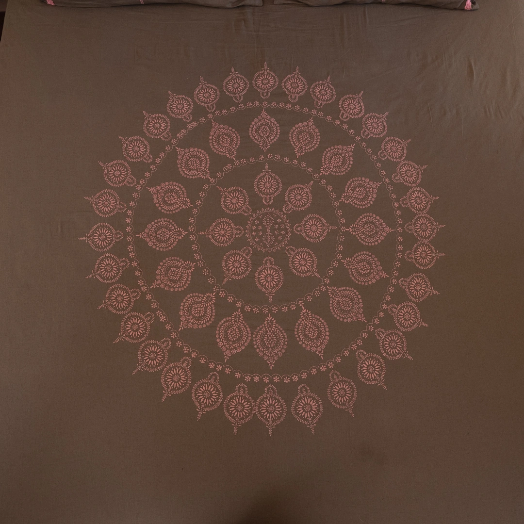 The Linen Ash Grey Bedspread - Image 3